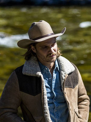 Yellowstone S05 Kayce Dutton Shearling Jacket